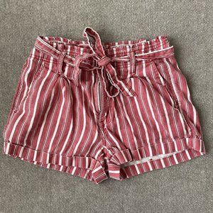 American Eagle Shorts Womens 4 Red White Striped Belted Linen Blend 2" Inseam